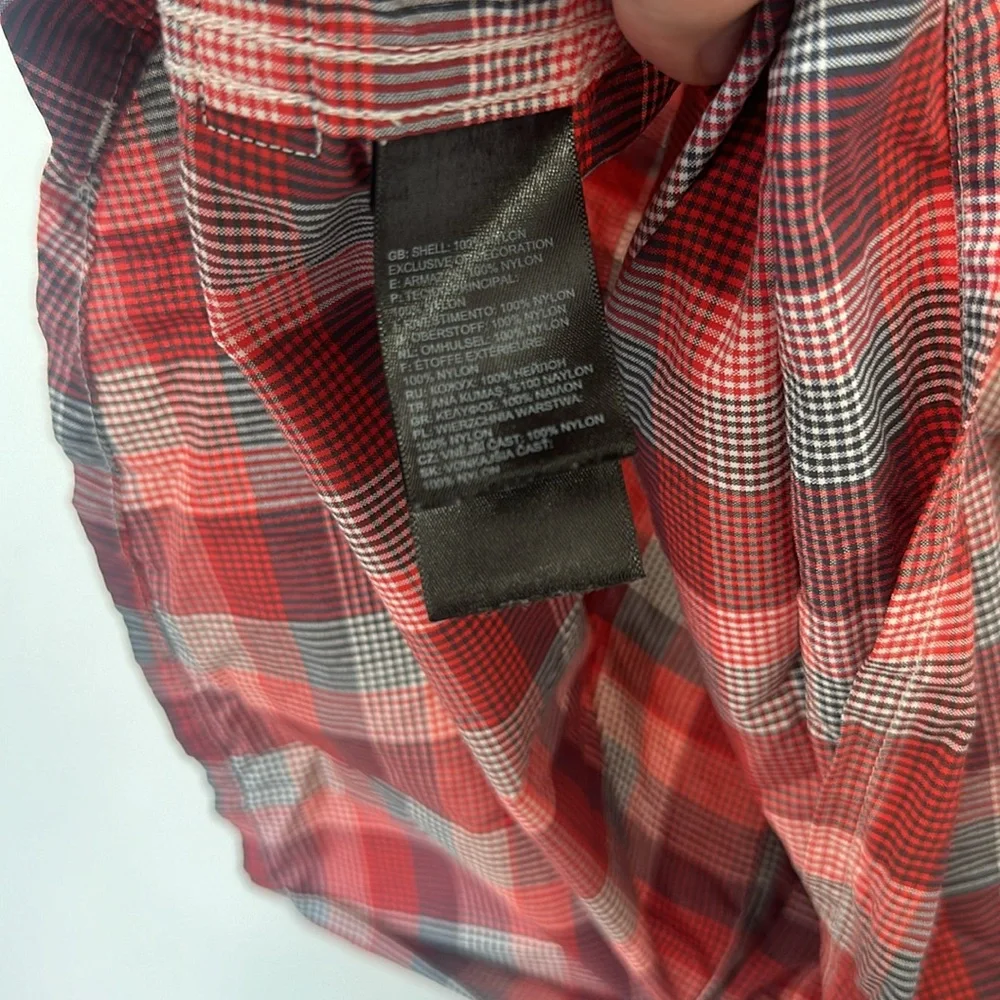The north face red white and blue short sleeve button down shirt L